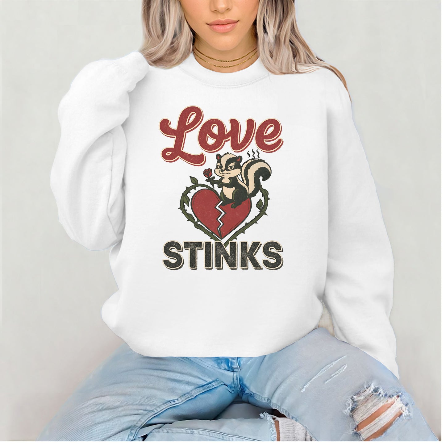 Love Stinks Heart  Gildan Crewneck/Sweatshirt