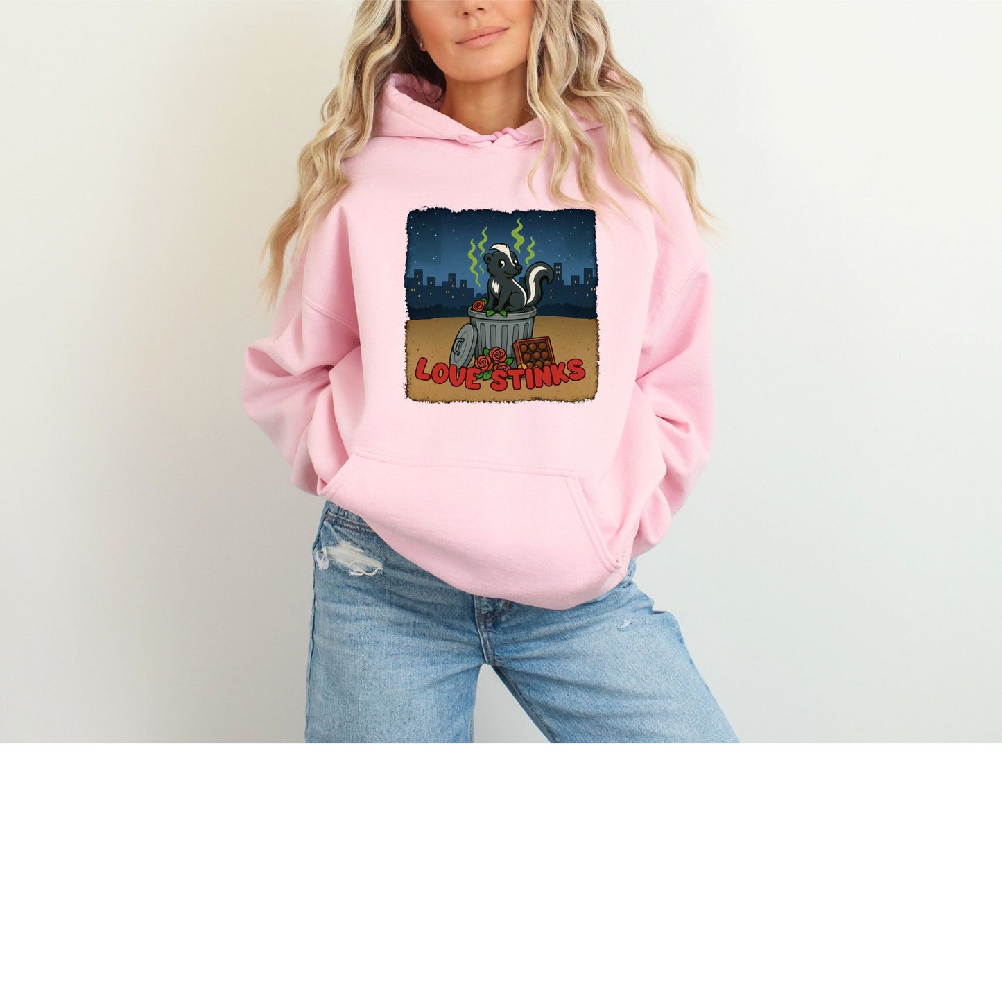 Love Stinks   Trashcan  Gildan Hoodie