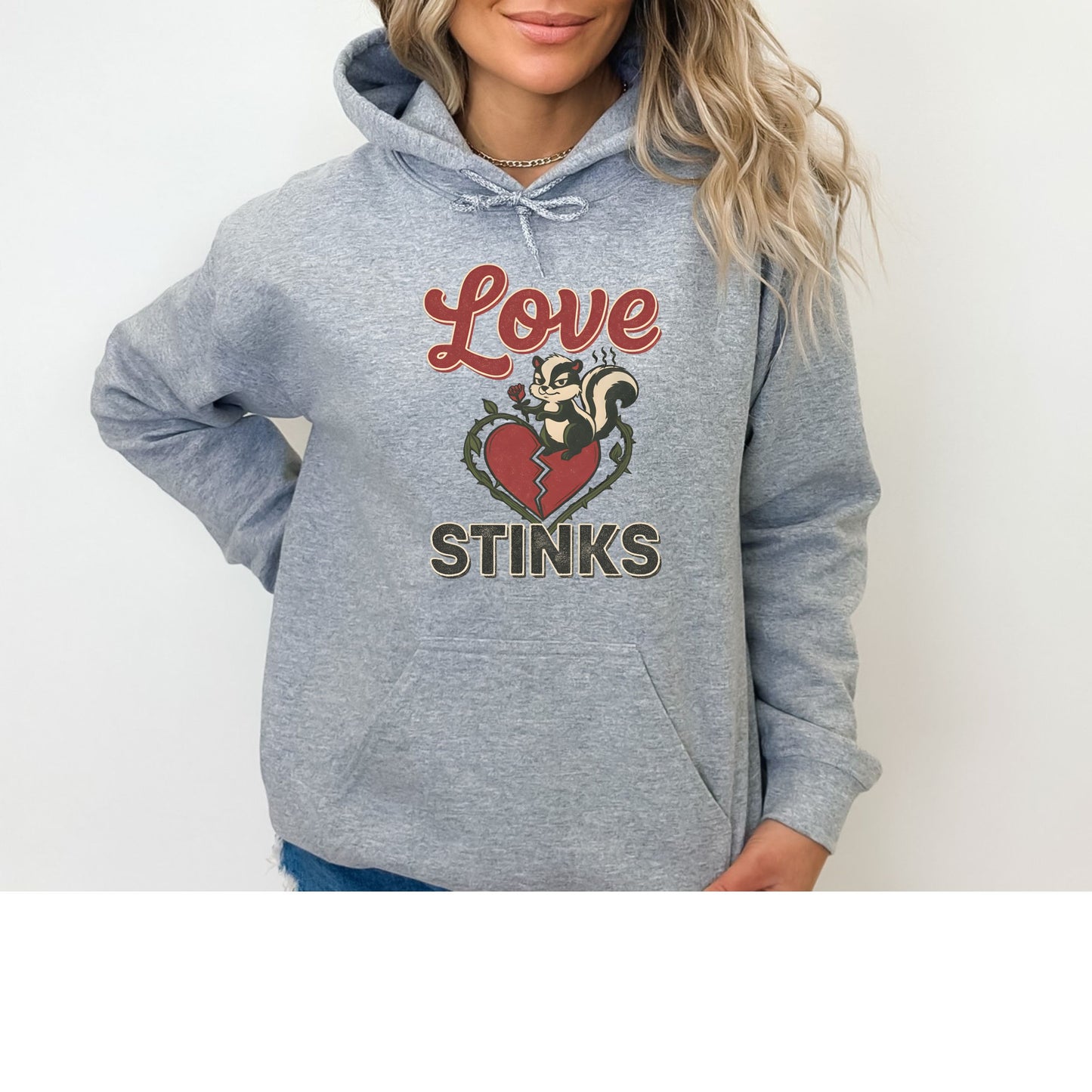 Love Stinks Heart  Gildan  Hoodie