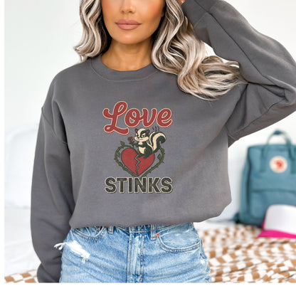 Love Stinks Heart  Gildan  Hoodie
