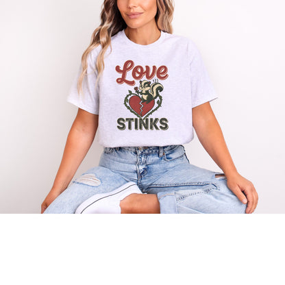 Love Stinks Heart Short Sleeve Gildan T-shirt