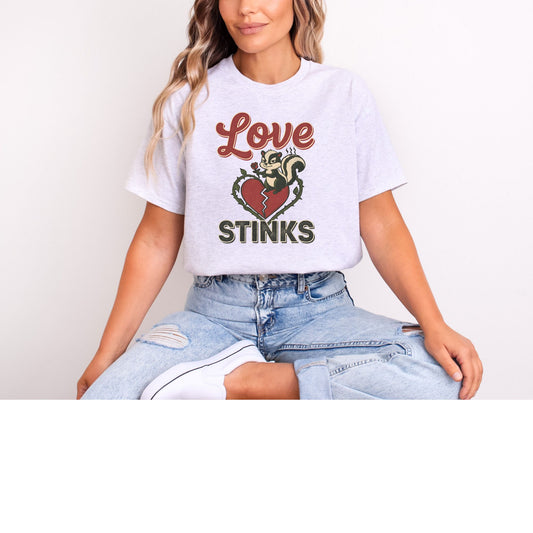 Love Stinks Heart Short Sleeve Gildan T-shirt