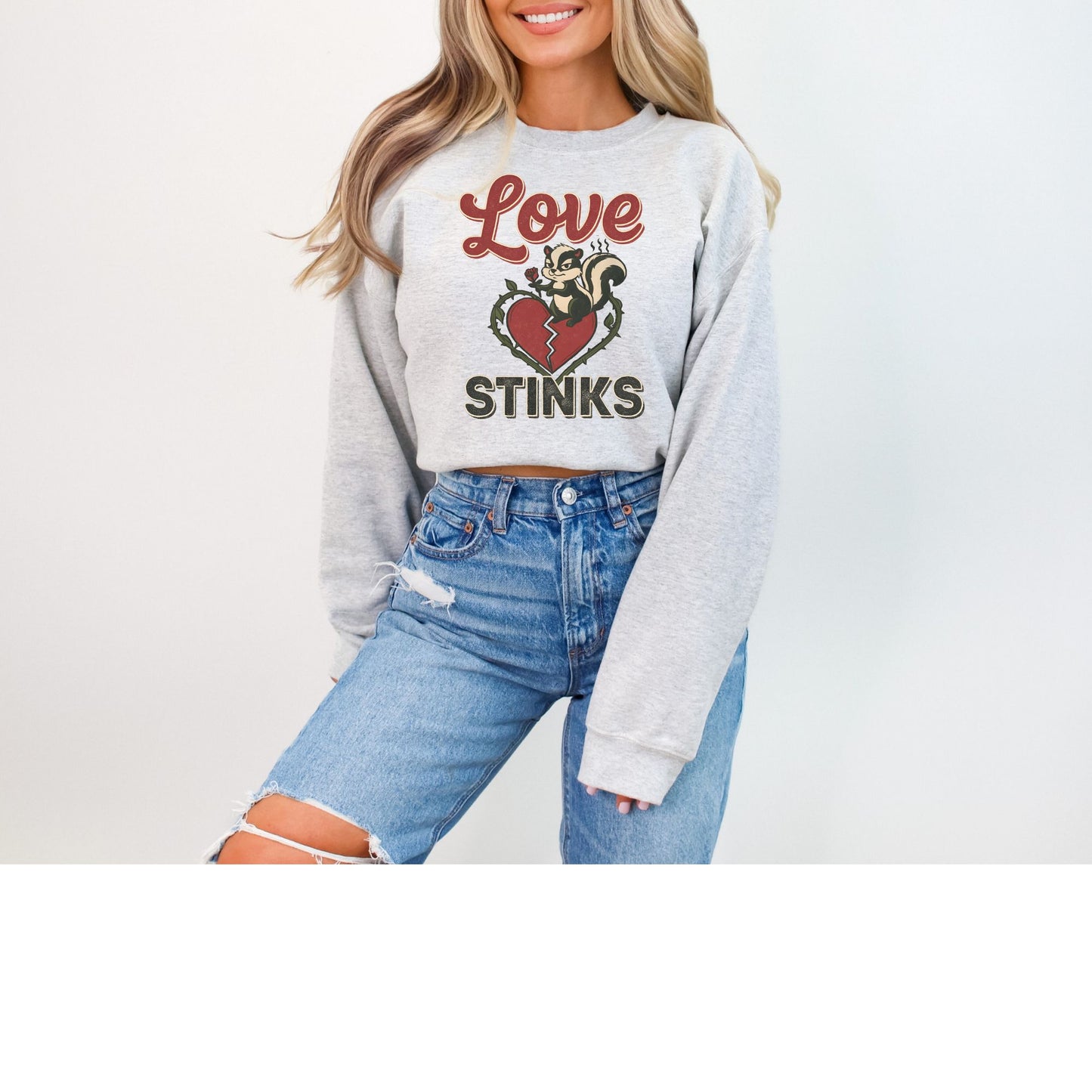 Love Stinks Heart  Gildan Crewneck/Sweatshirt