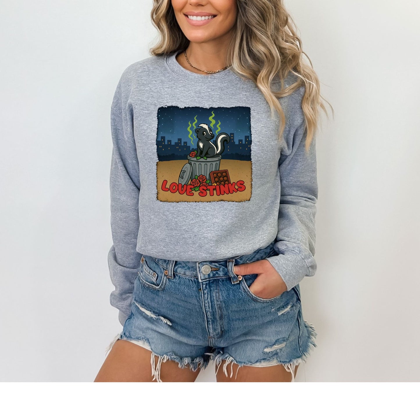 Love Stinks Trashcan  Gildan Crewneck/Sweatshirt